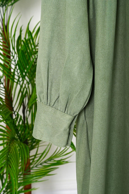 نَسمة - ABAYA MOOD